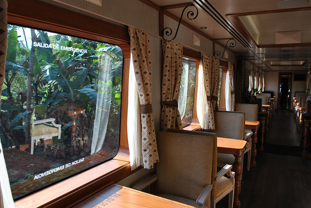 ecuador train tours