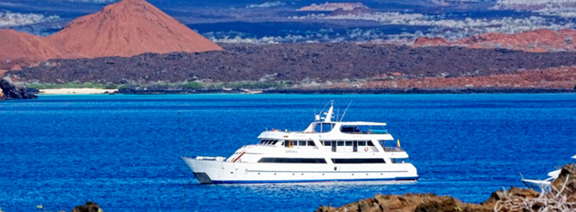 The-experience-of-cruising-in-Galapagos-Islands1 The-experience-of-cruising-in-Galapagos-Islands1