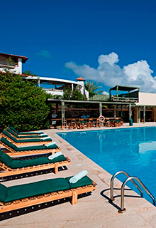 How-Much-does-it-Cost-to-Travel-to-Galapagos4 How-Much-does-it-Cost-to-Travel-to-Galapagos4