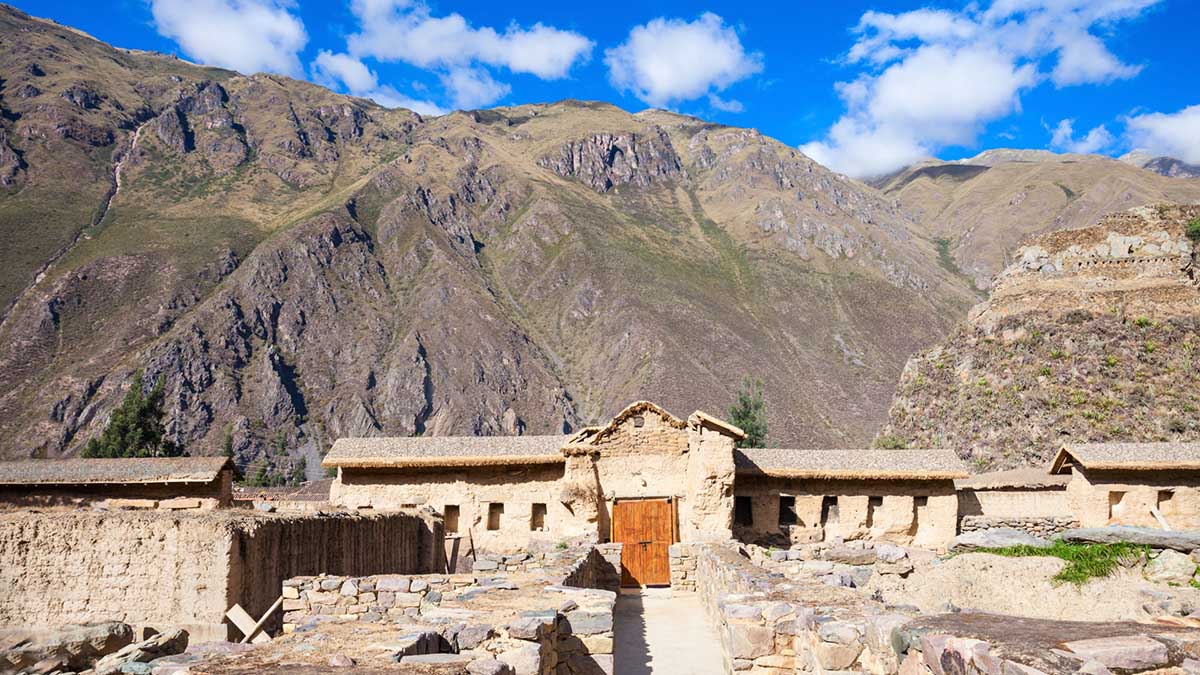 Ollantaytambo ruins