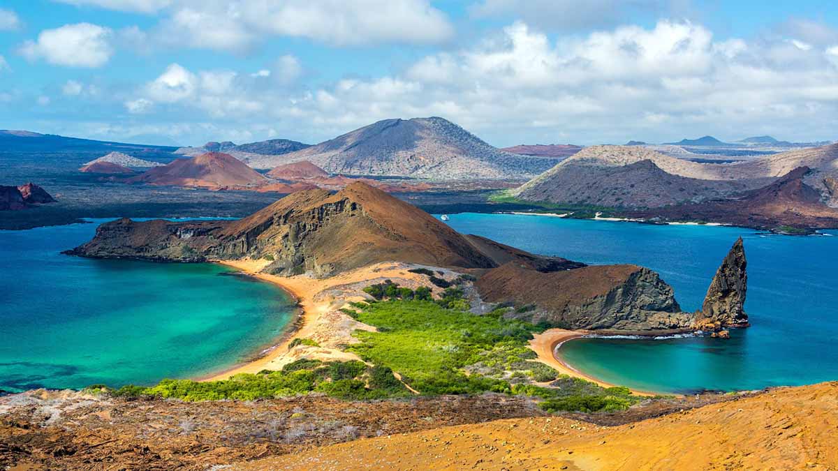 Bartolome Island