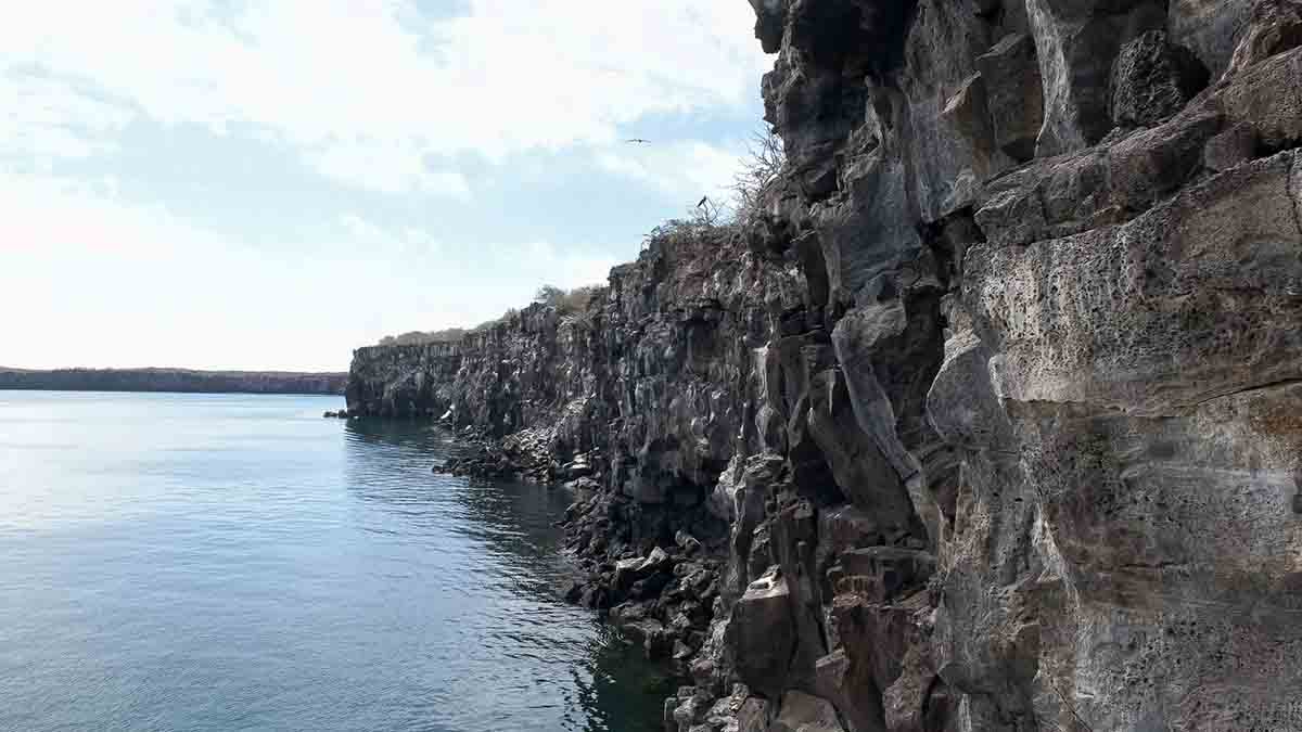 Cliffs - Isla Genovesa