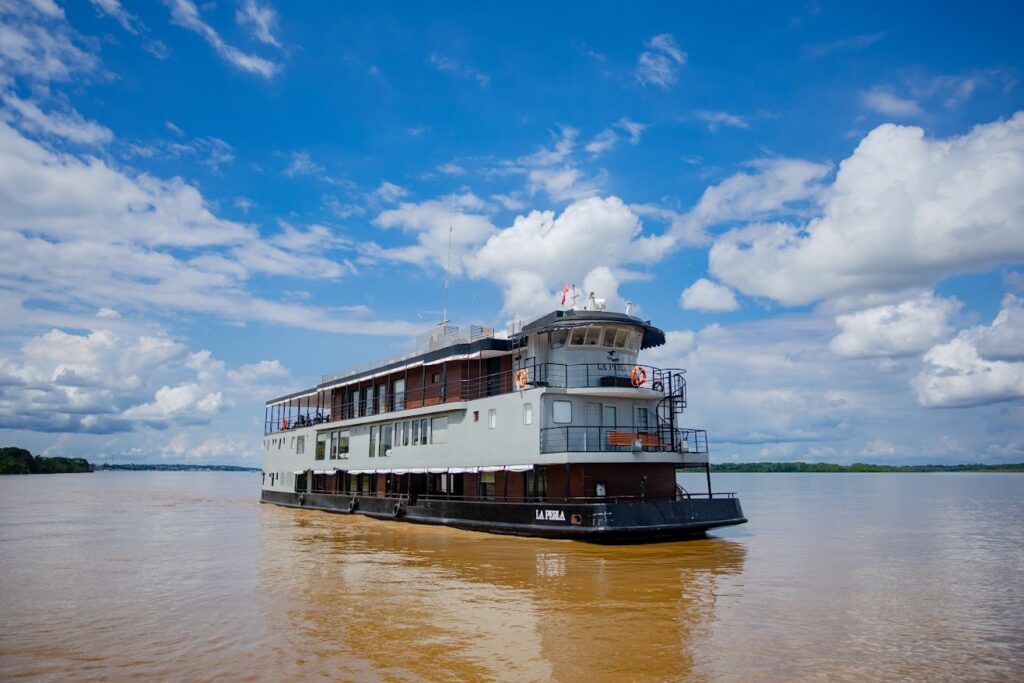 La Perla | Amazon Cruise