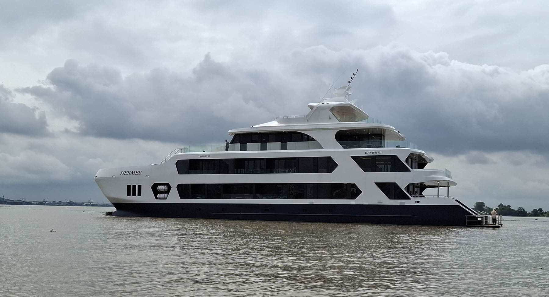 Inauguration of the Hermes Catamaran