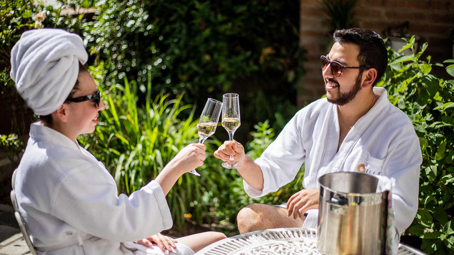 Guests at Hotel Illa Experience