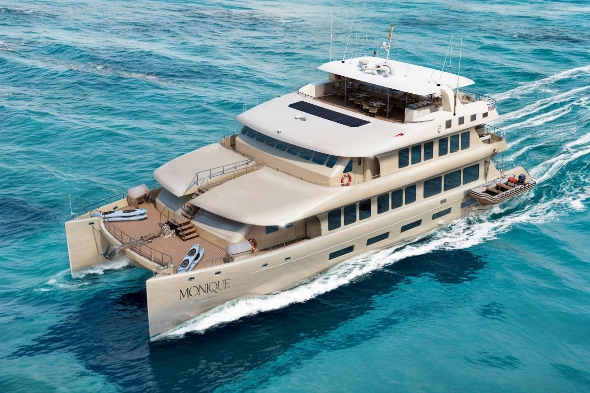 Monique Catamaran | Cruise | LatinTrails