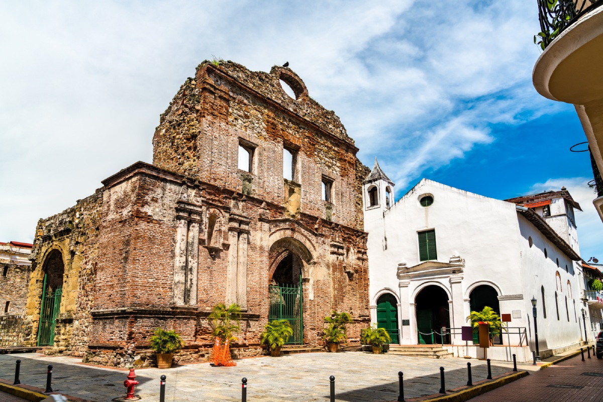 Explore Casco Antiguo | Panama | Central American
